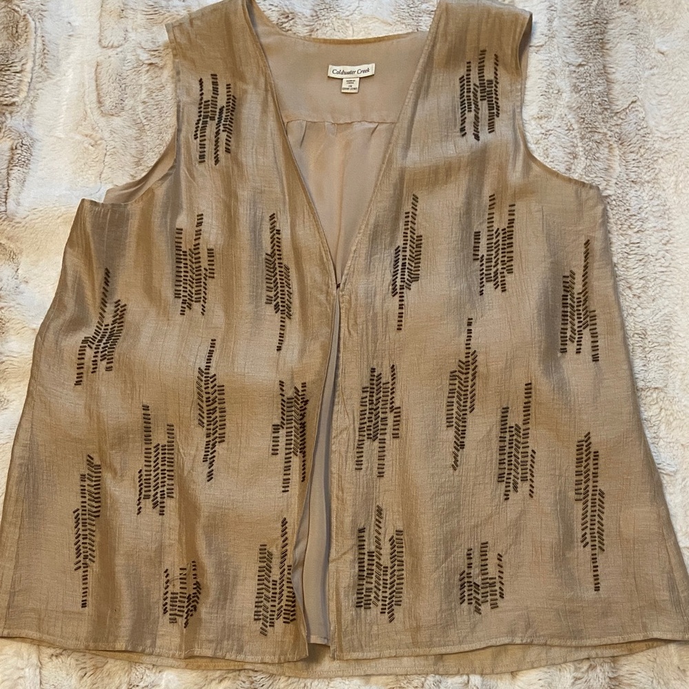 Coldwater Creek Tan Sleeveless Blouse with Brown Patterns